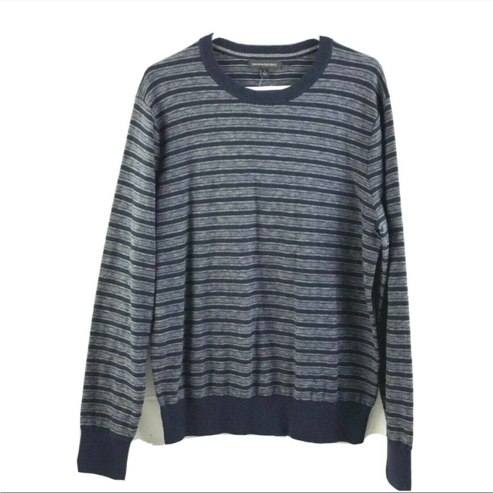 Banana Republic Pullover Crew Neck Sweater Mens L worn once